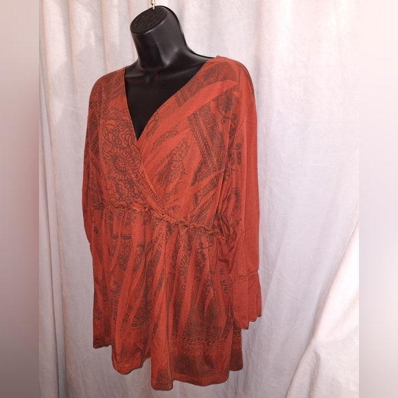 Women's Rust Floral Blouse - Picture 3 of 5